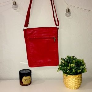 RED♥️LEATHER BAG✨